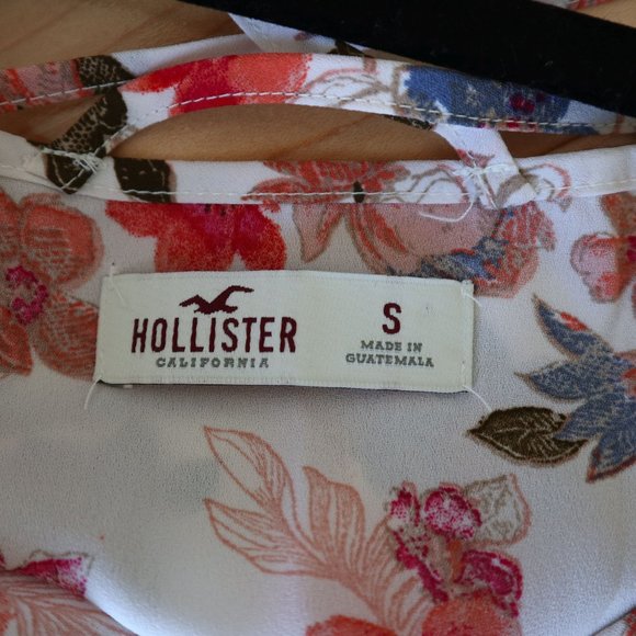 Hollister Strappy Floral Top - Picture 7 of 7